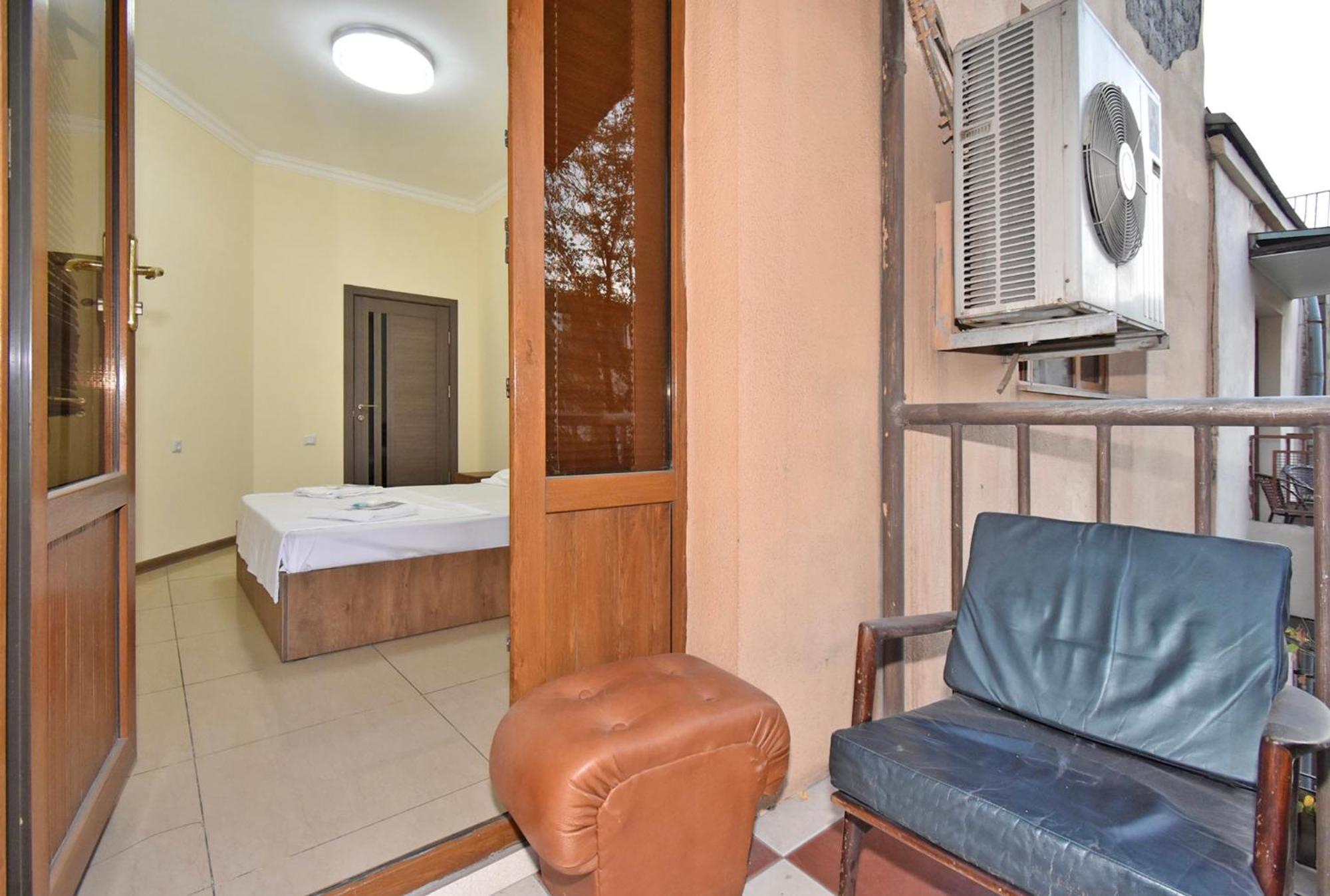 Hotel Costa Erivan Dış mekan fotoğraf