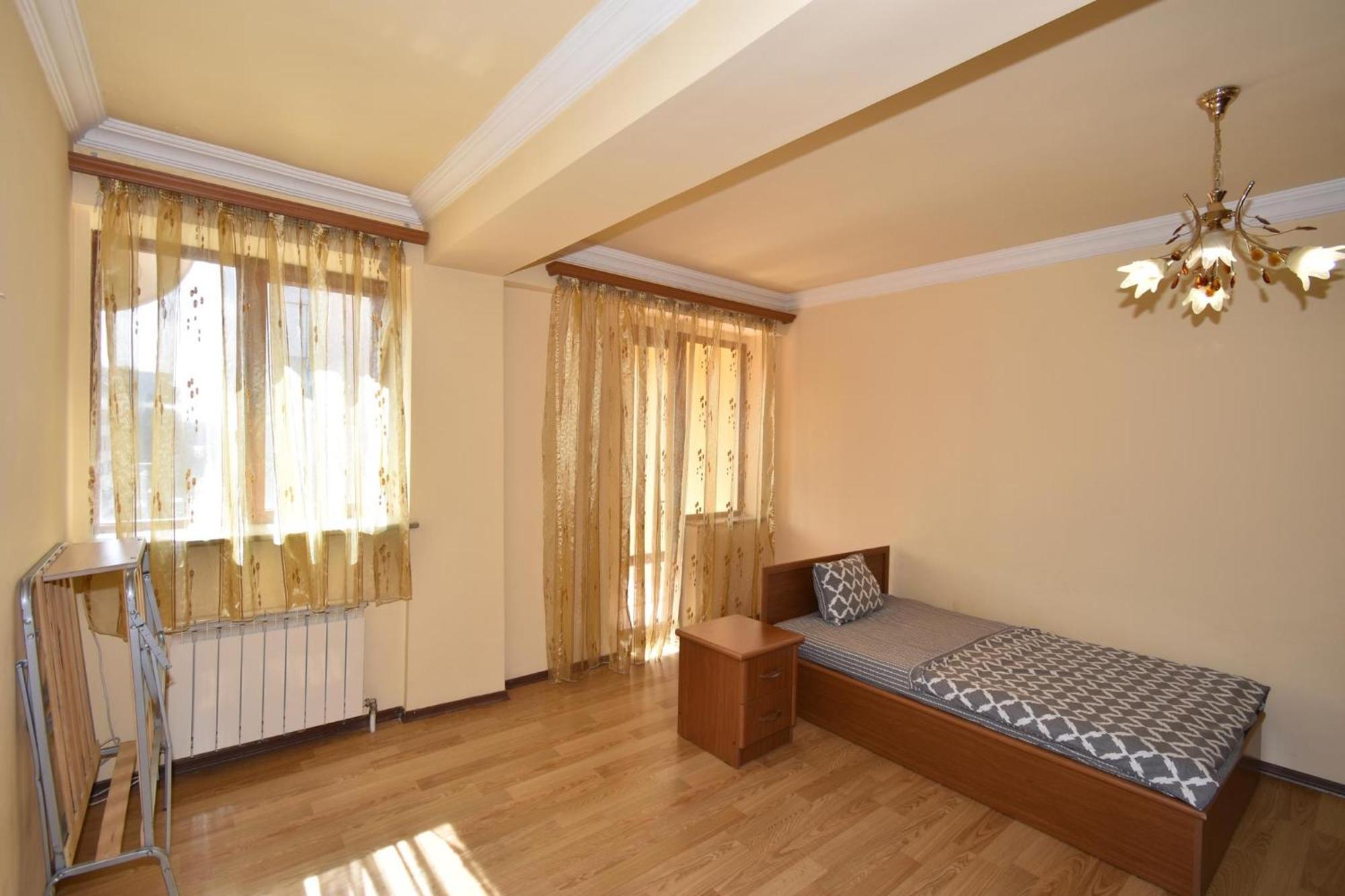 Hotel Costa Erivan Dış mekan fotoğraf